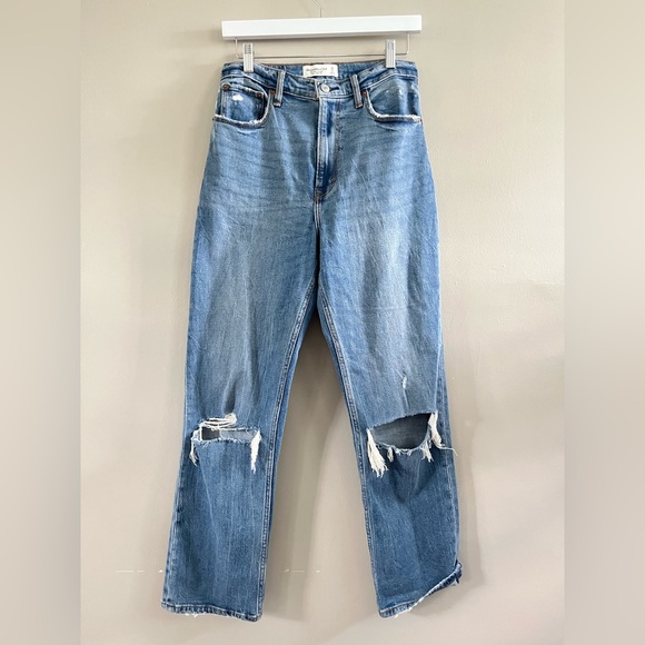 Abercrombie & Fitch Denim - Abercrombie & Fitch The Anke Straight Ultra High Rise Jean - Size 6 L